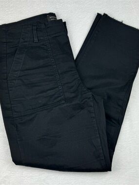 Banana Republic Girlfriend Authentic Chinos. Raw hem. Women’s size 4. Black